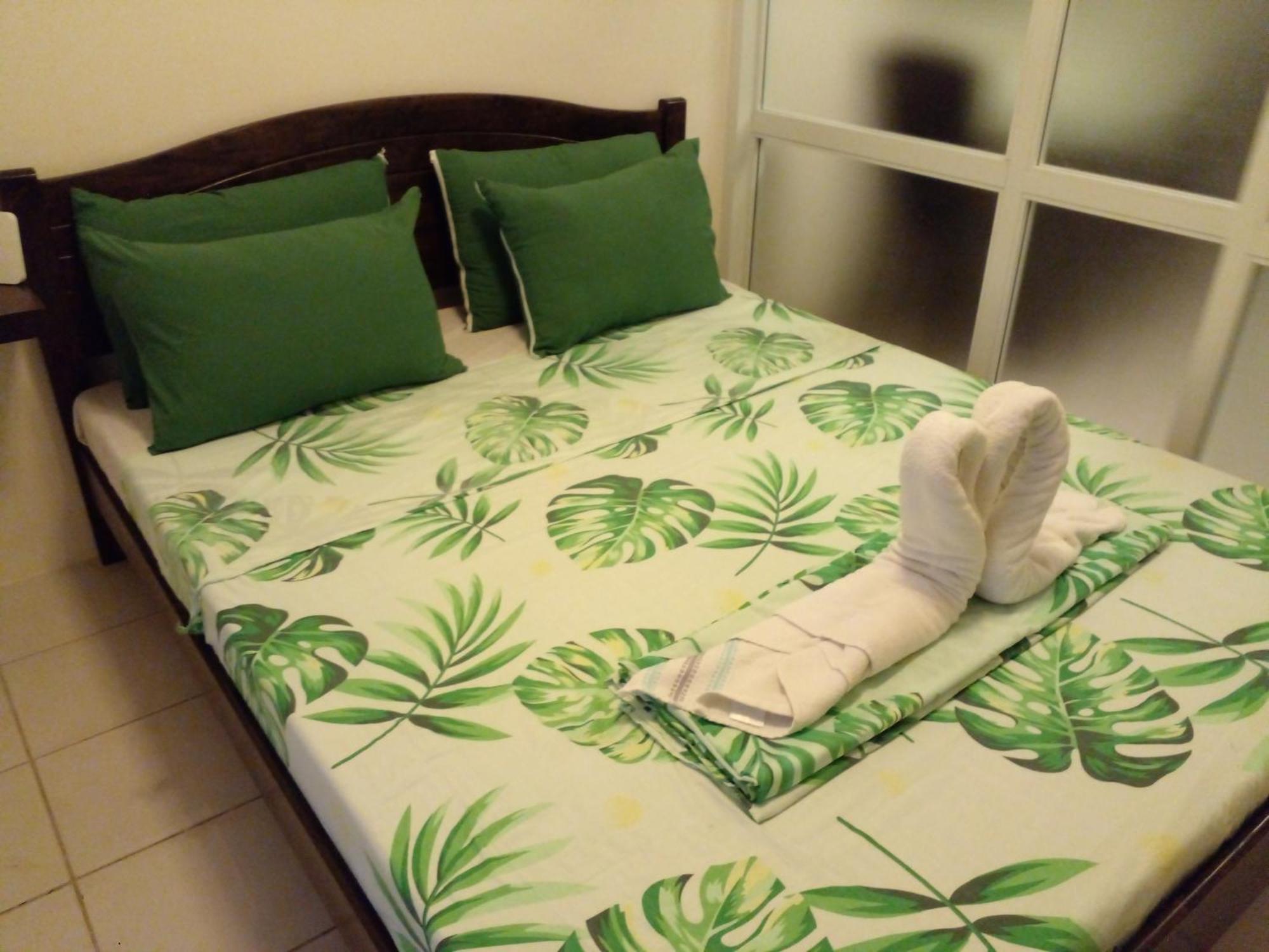 Condo With Free Swimming Pool & Viewing Deck Тагайтай Номер фото